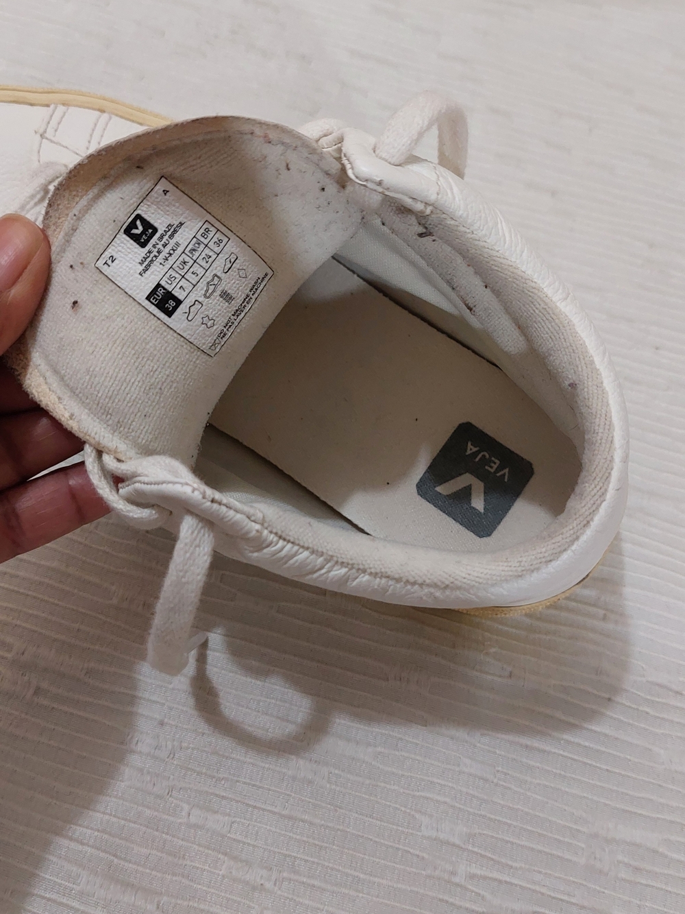 Veja White and Beige High-Top Sneakers Size 7 - Picture 9 of 10